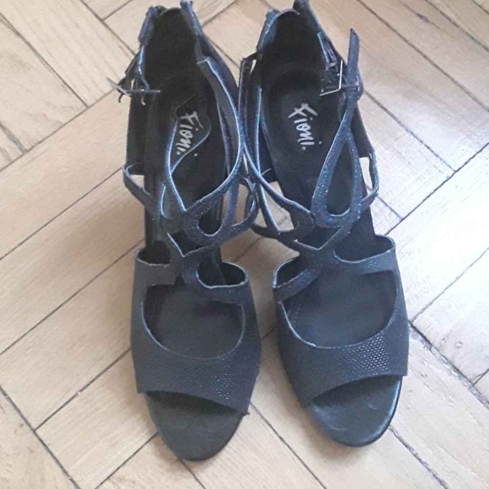 Fun and comfortable sandal heels